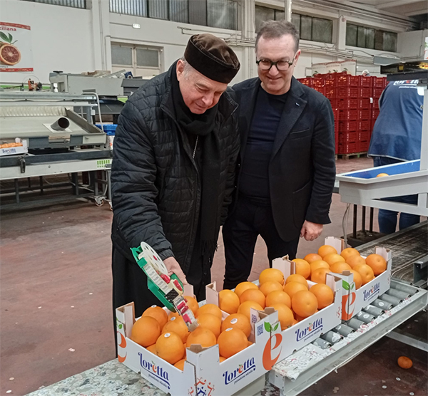 Monsignor Salvatore Gristina con Carmelo Frisenna, Sales Manager e consulente aziendale